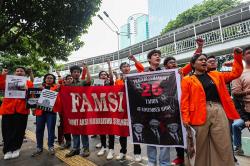 Aksi Mahasiswa Atma Jaya Peringati Tragedi 26 Tahun Semanggi I