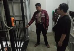 Ngeri! Karyawan Minimarket di Bandarlampung Tewas usai Kepala Terjepit Lift Barang<