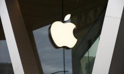 Apple Gelontorkan Investasi Jumbo Rp1.629 Triliun di AS Demi Hindari Tarif Impor Chip 100% 