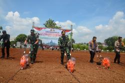 Kompak, Panglima TNI dan Kapolri Tanam Bibit Jagung di Lahan Seluas 40 Hektare