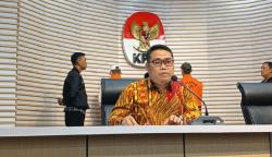 KPK Sebut Heri dan Satori Pakai Uang Korupsi CSR BI-OJK untuk Bangun Rumah Makan hingga Showroom