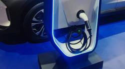 Pemerintah Resmi Cabut Insentif Impor Mobil Listrik, Tahun Depan Wajib Produksi Dalam Negeri!