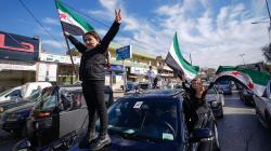 Makna Mendalam Bendera Baru Suriah Pasca-Tumbangnya Assad, Ini Sejarahnya