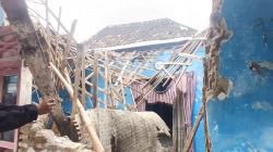 Tragis, Rumah Warga di Pasuruan Ambruk Timpa Balita saat Tidur Pulas<