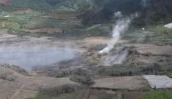 Kawah Sileri Dieng Naik jadi Waspada, Petani Nekat Beraktivitas di Zona Bahaya<