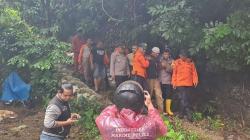 Cari Durian, 3 Warga Padang Hilang Tersesat di Hutan Bukit Lampu<