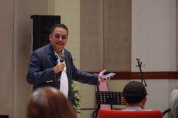 Lampaui Batas Konvensional, Denny JA Dinilai sebagai Tokoh Jenius Multidimensi