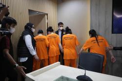17 WNA Vietnam Pekerja Klinik Bedah Plastik di Pluit Ditangkap Petugas Imigrasi