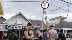 Ngeri! Petugas di Lubuklinggau Tewas Tersetrum di Tiang Listrik saat Ganti Kabel<