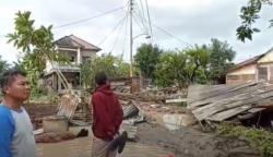 Tanggul Kali Bodri Jebol, Banjir Terjang 6 Kecamatan di Kendal, Belasan Rumah Ambruk<