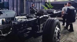 Perawatan Kendaraan Jadi Perhatian, Daimler Adu Mekanik Bus dan Truk Mercedes-Benz