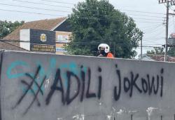 Vandalisme Adili Jokowi Meluas hingga ke Jogja, Polisi Gercep Cari Pelaku<