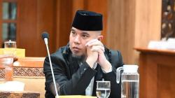 Akun Disita Mulan Jameela, Ahmad Dhani Ngaku Dimarahi Keluarga Gegara Postingannya Bikin Gaduh