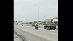 Viral Aksi Berbahaya Mobil Fortuner Melawan Arah di Jalan Pantura Demak, Kini Diburu Polisi