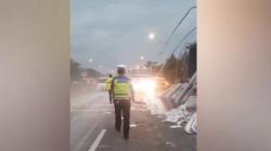 Kecelakaan Beruntun 3 Kendaraan di Tol Cipularang, Lalu Lintas Macet hingga 8 Km<