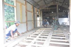 Tingkatkan Kualitas Hidup, Satgas TMMD ke-123 Gelar Rehab RTLH di Desa Talusi<