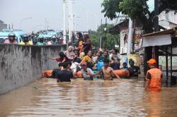 Update Banjir Jakarta Hari Ini: 36 RT Masih Terendam, Ketinggian Capai 2 Meter