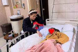 Tangis Chika Jessica Melihat Ibunda Kena Stroke: Demi Allah Aku Gak Kuat
