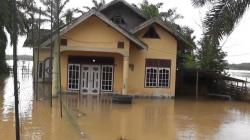Sungai Batanghari Meluap, Ratusan Hektare Sawah dan Rumah Terendam Banjir<