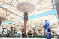 Suhu di Madinah Capai 41 Derajat Celsius, Jemaah Haji RI Diimbau Waspadai Gejala Dehidrasi hingga Heat Stroke