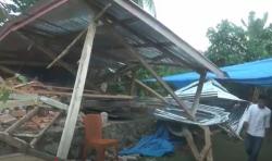 2 Rumah Hancur Tertimpa Pohon Kelapa di Polewali Mandar, 1 Orang Tewas <