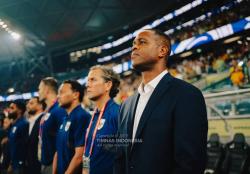 Heboh! Kluivert Cs Diam di Bench saat Pemain Timnas Indonesia Keliling Lapangan Minta Maaf ke Suporter