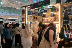 Fenomena Gen Z Berburu Tas Branded Jelang Lebaran 2025, Ini Merek yang Diincar