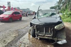 Kecelakaan di Indramayu, Minibus Tabrak Tiang PJU usai Antar Pemudik