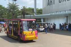 TMII Dipadati Pengunjung Hari Ini, Ada Atraksi Budaya hingga Bazar