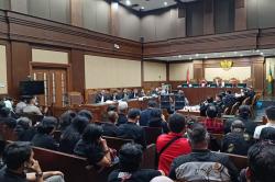 Iwakum Sesalkan Sidang Hasto Dilarang Disiarkan Live, Singgung Keterbukaan Informasi