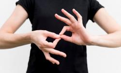 Ada-Ada Saja! Perempuan ini Pura-Pura Bisu 16 Tahun agar Dapat Tunjangan Disabilitas 