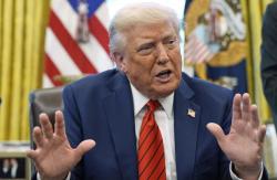 Trump Desak Harvard Serahkan Data Mahasiswa Asing, Singgung Negara Tak Bersahabat