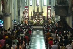 Ribuan Umat Katolik Ikuti Misa Pontifikal Minggu Paskah di Gereja Katedral Jakarta
