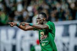 Flavio Silva Girang Antar Persebaya Menangi Derby Jatim, Dedikasikan Gol untuk Putrinya