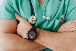 Kabar Gembira! Dokter Spesialis di Daerah Terpencil Dapat Bonus Rp30 Juta per Bulan