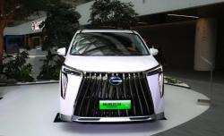 Pesaing Alphard dan Denza D9 Bakal Masuk Indonesia, Sekali Isi Bensin GAC E9 Bisa Tempuh 1.000 Km