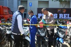Begini Modus Gadai Mobil dengan STNK Palsu, Pelaku Curi Kendaraan di Mal<