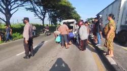 Truk Melaju Kencang Tabrak Pejalan Kaki hingga Tewas di Lamongan, Korban Terpental