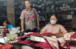 Kisah Batik Riyanti ke Panggung Dunia, Dari Malioboro ke New York<