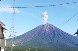 Gunung Semeru Meletus Hari Ini, Semburkan Abu Vulkanik 1,2 Km