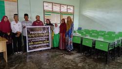 PT Sumatera Riang Lestari Salurkan Bantuan Pendidikan untuk Masyarakat
