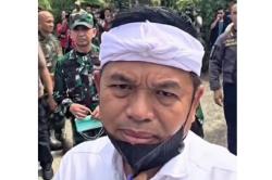 Gubernur Jabar Dedi Mulyadi Tanggung Biaya Sekolah hingga Kuliah Anak Korban Ledakan Amunisi Garut<