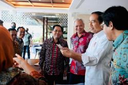 Tommy Teman Seangkatan Jokowi yang Ungkap Kenangan Masa Kuliah