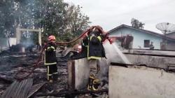 Kebakaran Hebat di Kompleks Perumahan Guru Simalungun, Sempat Terdengar Ledakan<