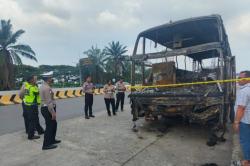 Kebakaran Bus Rombongan SD IT Kebayoran Lama di Tol Japek, Ini Penyebabnya