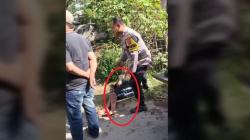 Sempat Duel dengan Kades, Maling Motor di Bogor Diamuk Warga
