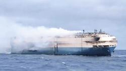 Kapal Kargo Pengangkut 3.000 Unit Mobil dari China Hangus Terbakar di Samudra Pasifik