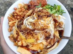 Maknyus! Bubur Ayam Masuk Daftar Menu Sarapan Terenak di Dunia