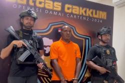 Satgas Damai Cartenz Tangkap DPO KKB Yekis Wanimbo, Sita Senjata Api Revolver