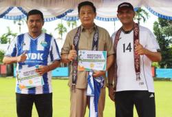 2 Kader Partai Perindo Pimpin Tunas Inti FC Liang, Siap Majukan Sepak Bola Maluku<
